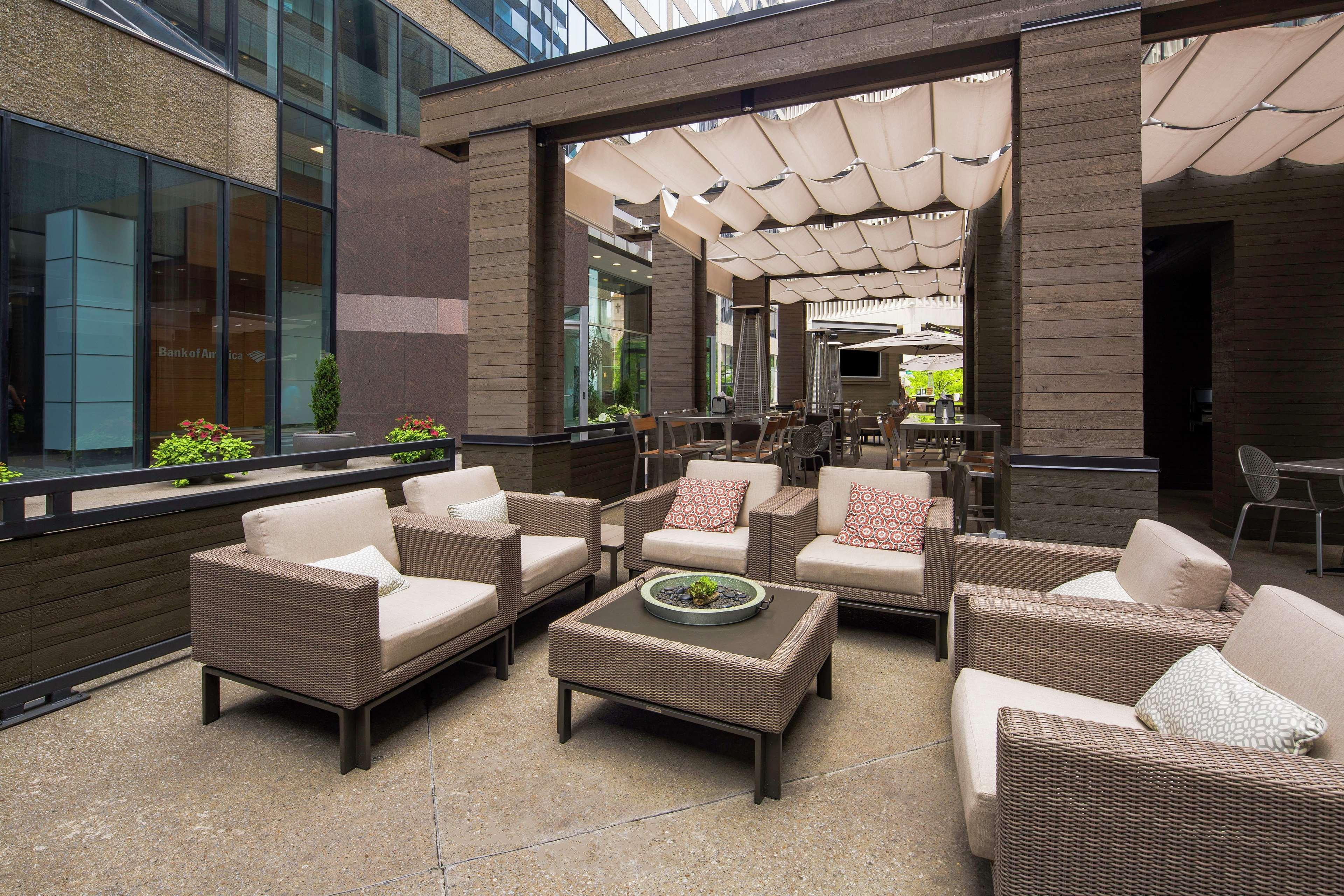 Doubletree By Hilton Hotel Nashville Downtown Exteriör bild