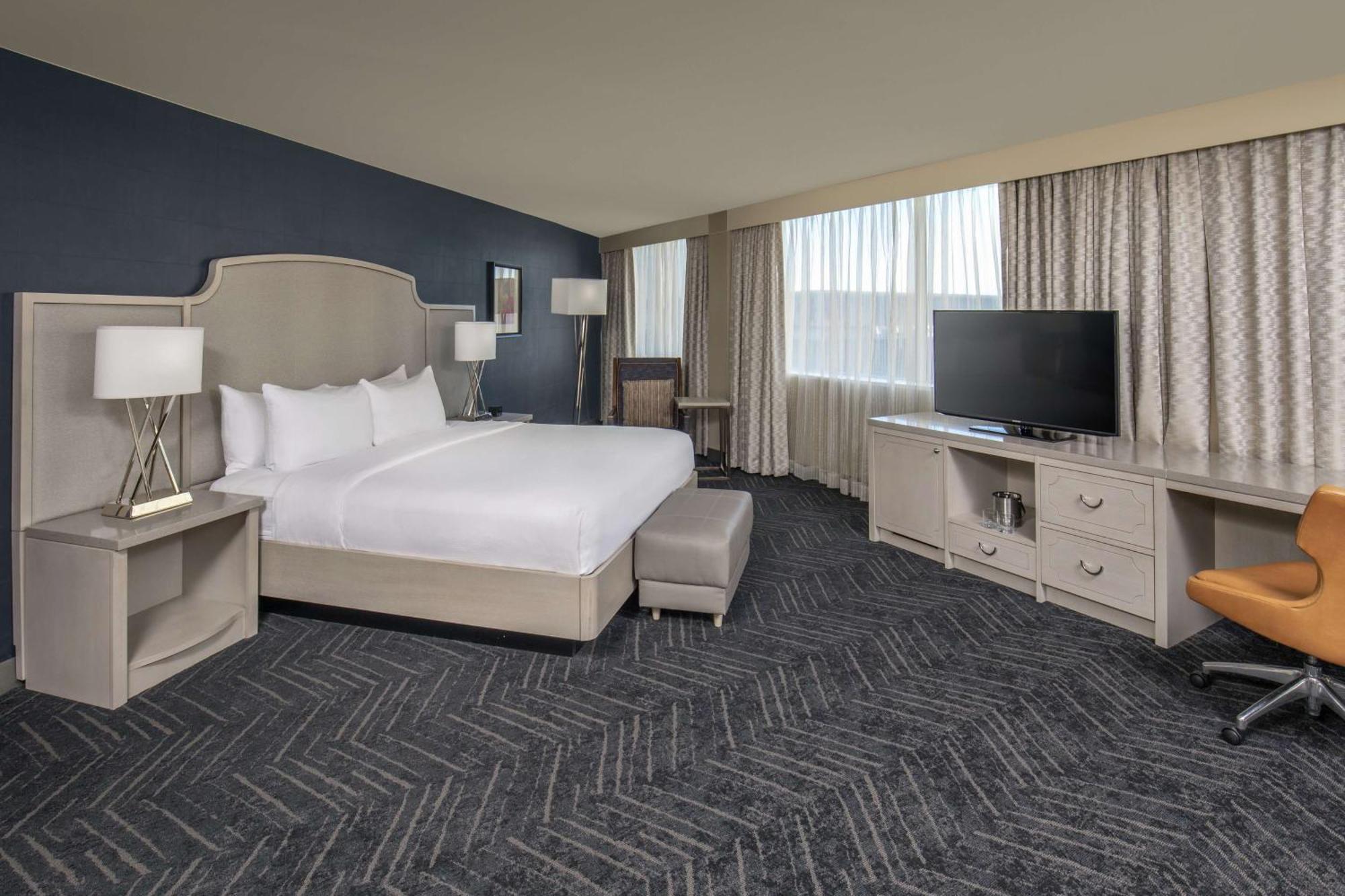 Doubletree By Hilton Hotel Nashville Downtown Exteriör bild