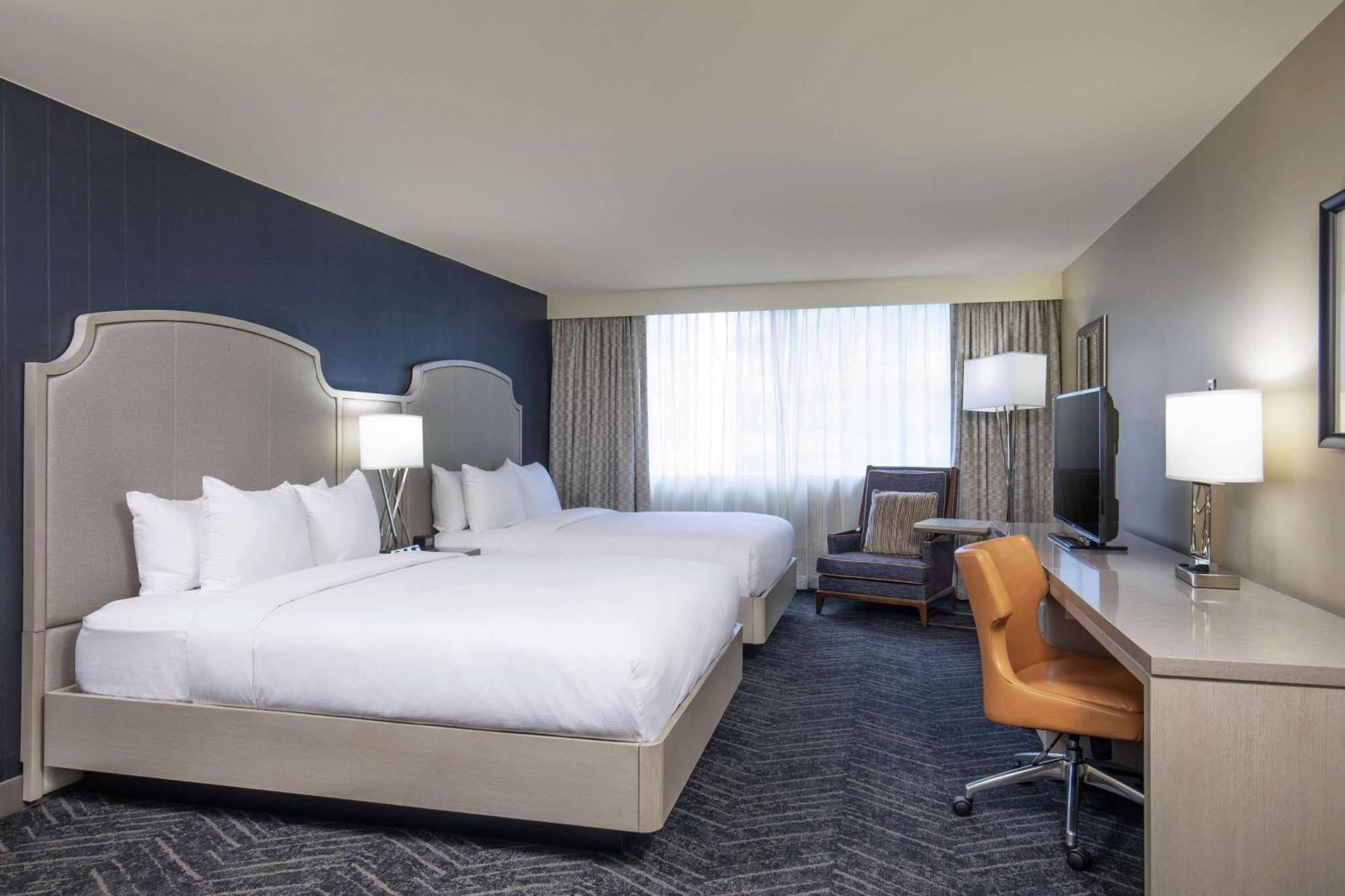 Doubletree By Hilton Hotel Nashville Downtown Exteriör bild