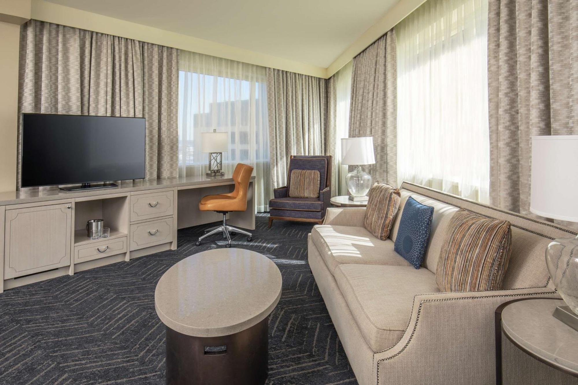 Doubletree By Hilton Hotel Nashville Downtown Exteriör bild